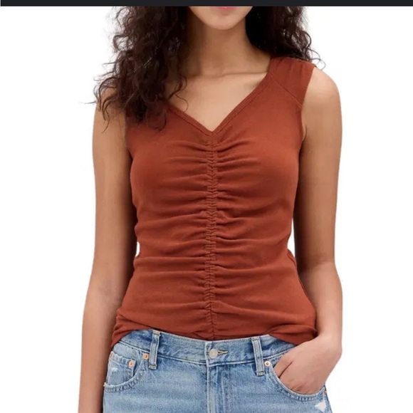 GAP Tops - NWOT GAP Modern Ruched Tank Top Size Small P